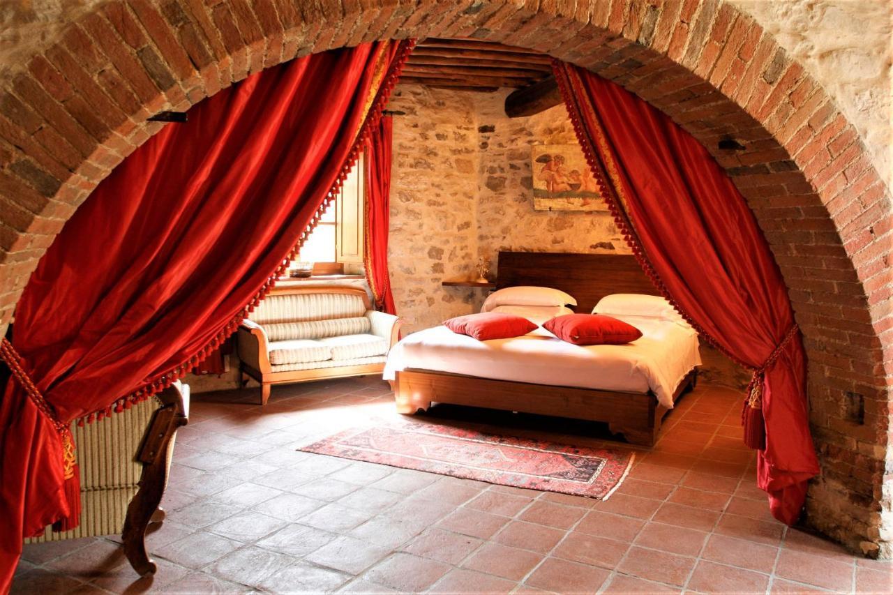 Borgo Livernano Radda in Chianti Exterior photo