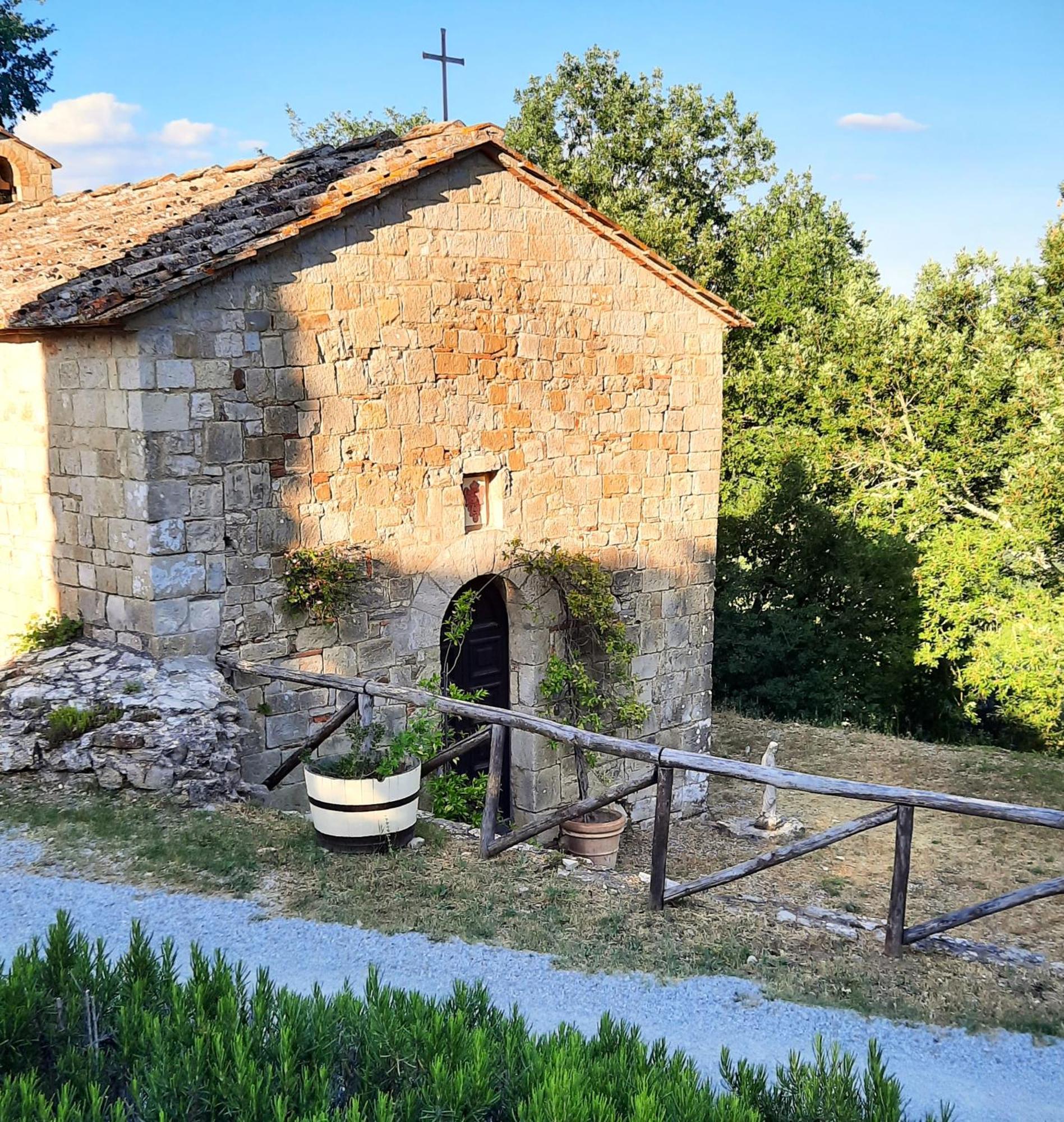 Borgo Livernano Radda in Chianti Exterior photo
